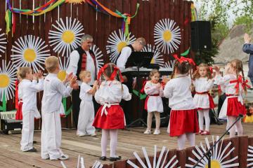 stavanie mája stavanie mája