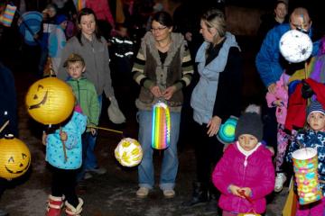 lampionový sprievod detí lampionový sprievod detí