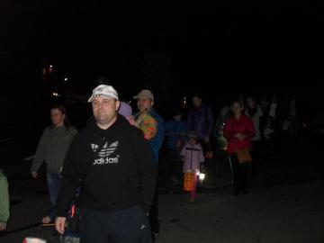 Lampiónový sprievod 10.11.2015 Lampiónový sprievod 10.11.2015
